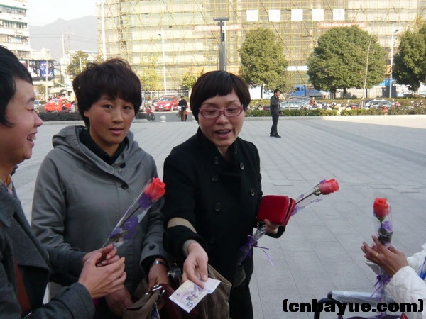 20101205爱在冬天义卖现场23.jpg
