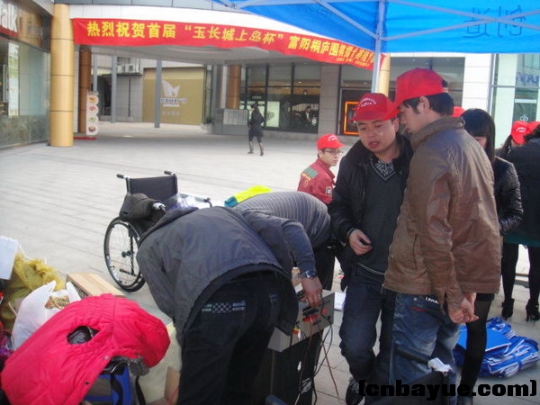 20101205爱在冬天义卖现场29.jpg