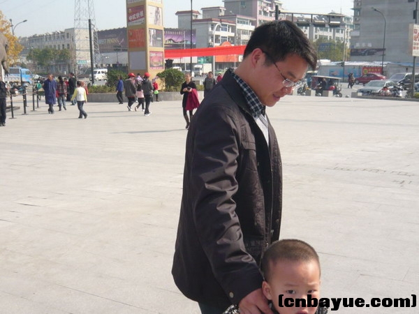 20101205爱在冬天义卖现场20.jpg