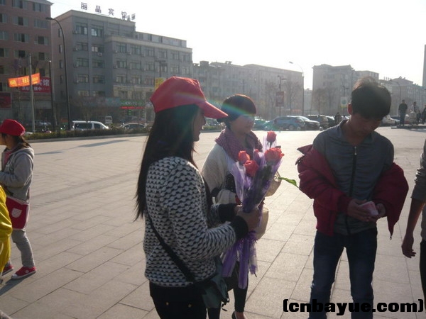 20101205爱在冬天义卖现场28.jpg