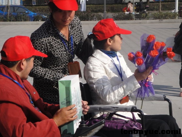 20101205爱在冬天义卖现场46.jpg